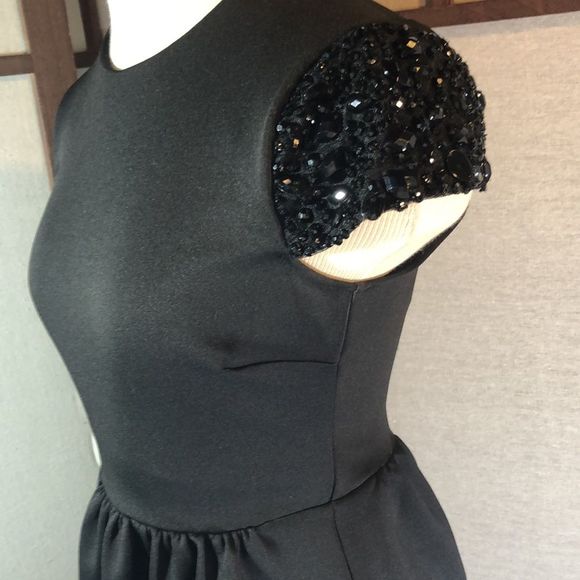 B.Darlin black / sz 3/4 glass rocks accent on cap sleeves/exposed zipper/party - Picture 5 of 13